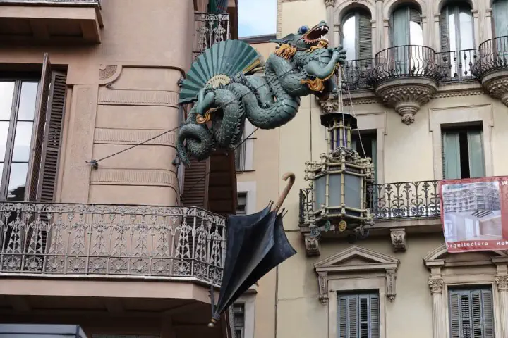 Barcelona, Spanien - Photo 19