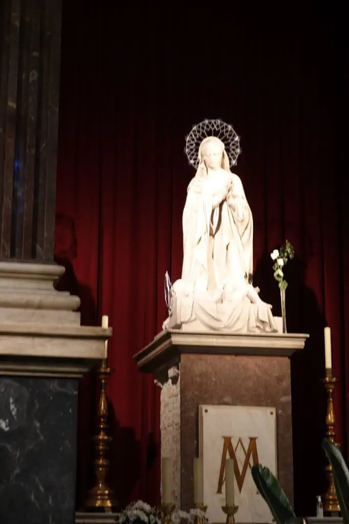 Barcelona, Spanien - Photo 8