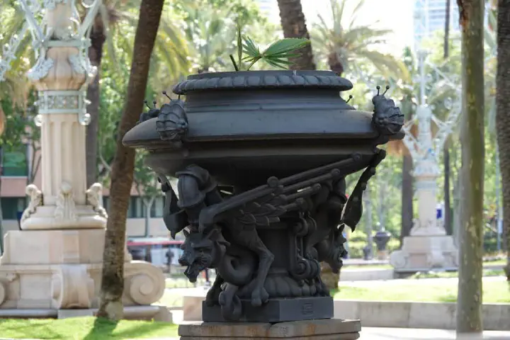 Barcelona, Spanien - Photo 10