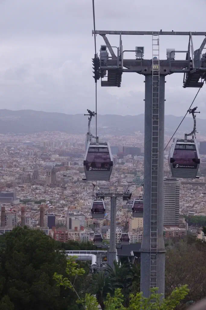 Barcelona, Spanien - Photo 10