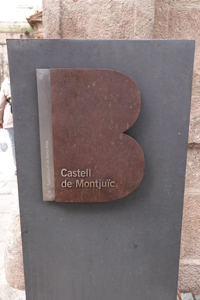 Barcelona, Spanien - Photo 18
