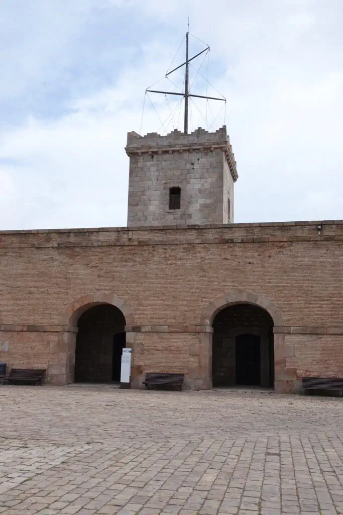 Barcelona, Spanien - Photo 21