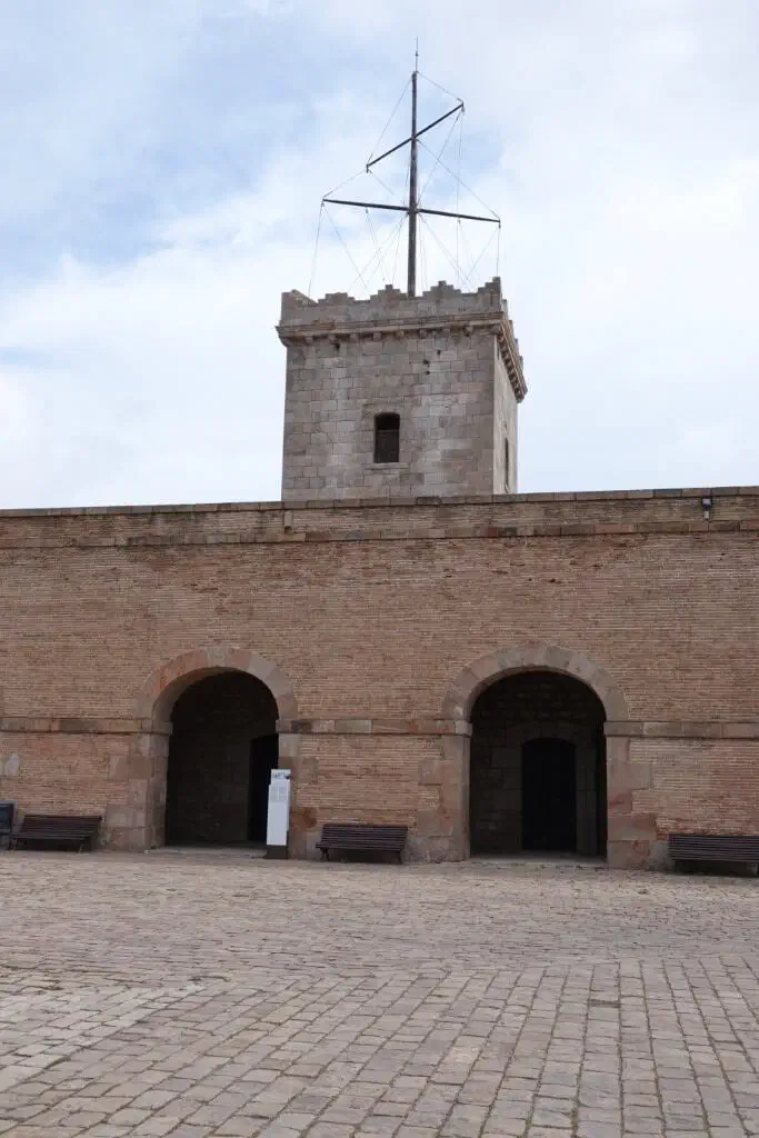 Barcelona, Spanien - Photo 21