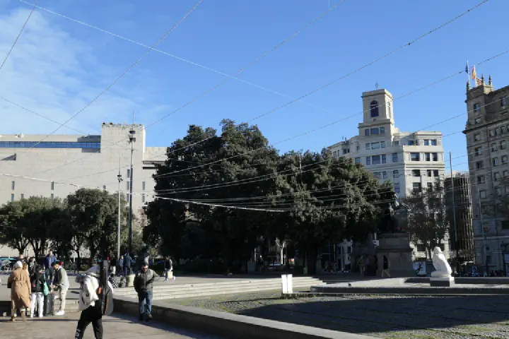 Barcelona, Spanien - Photo 5