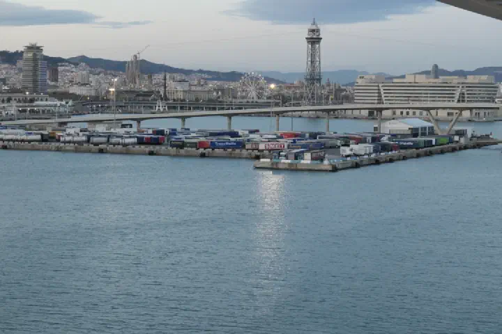 Barcelona, Spanien - Photo 10