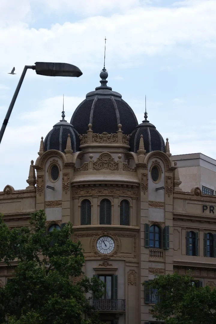 Barcelona, Spanien - Photo 39