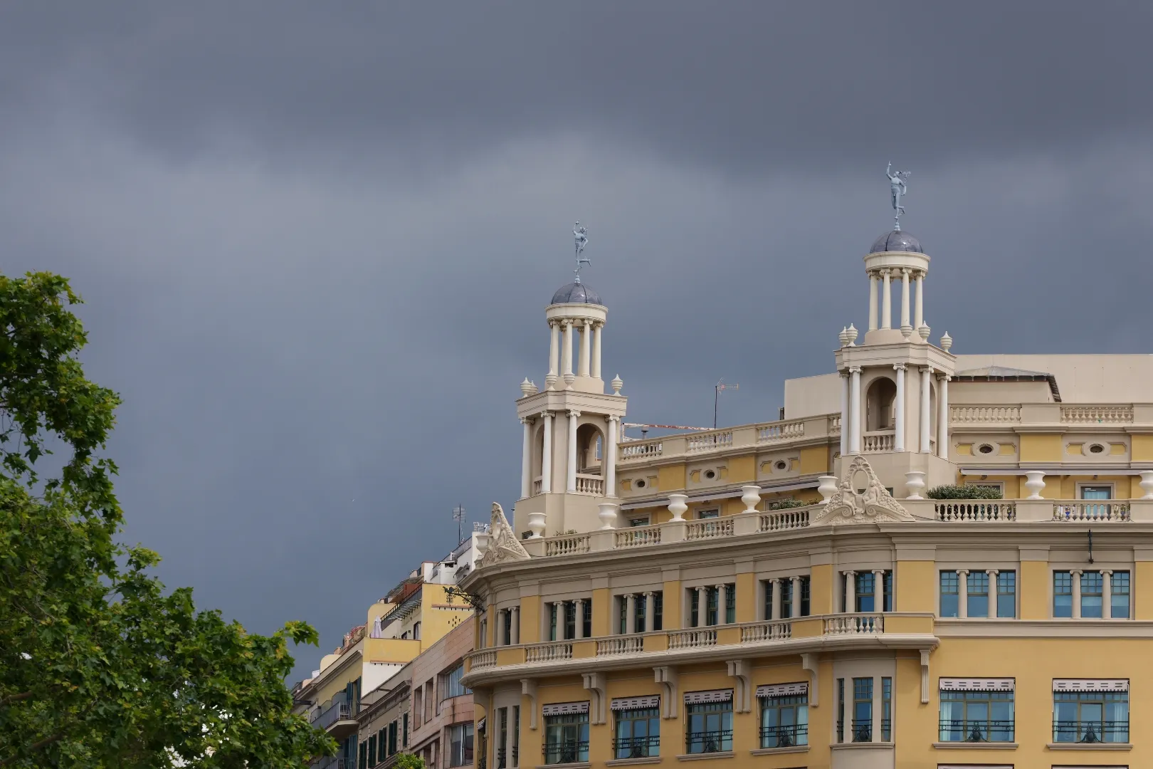 Barcelona, Spanien - Photo 43