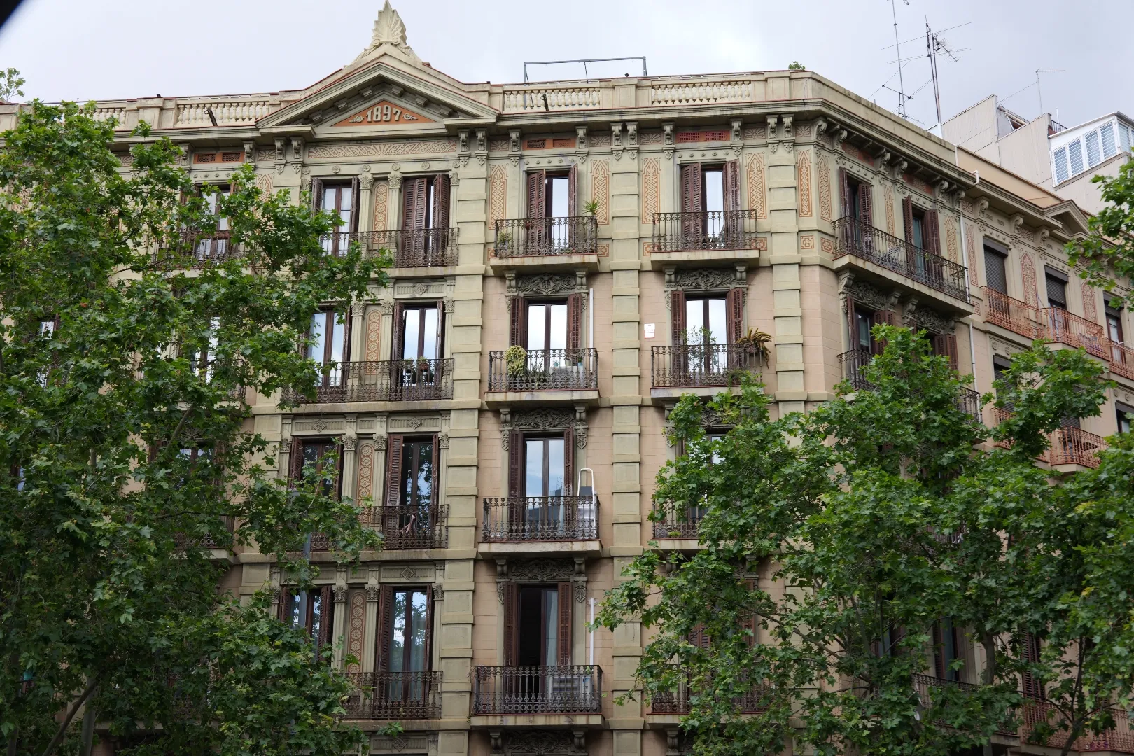 Barcelona, Spanien - Photo 53