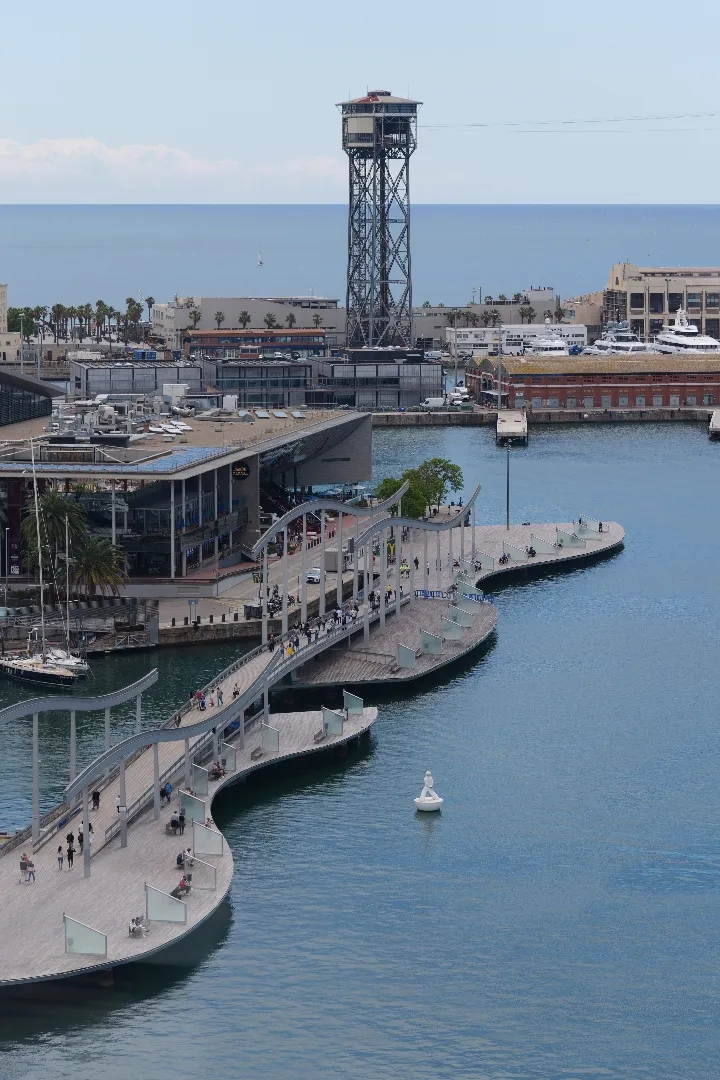 Barcelona, Spanien - Photo 25