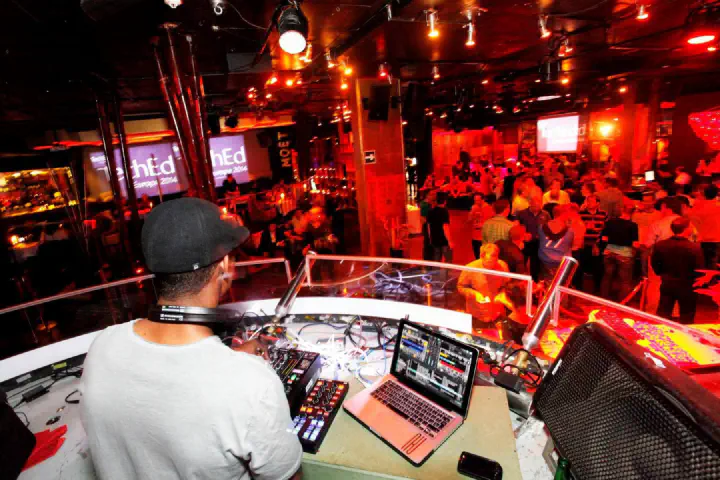 Barcelona, Spanien - Photo 4