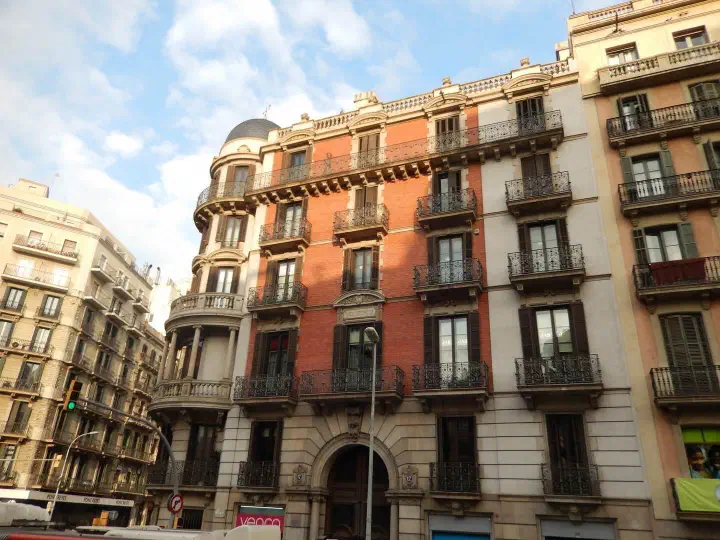 Barcelona, Spanien - Photo 21