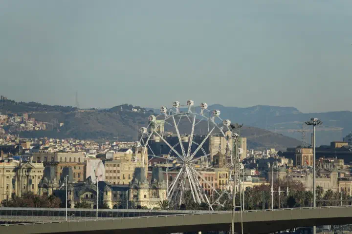 Barcelona, Spanien - Photo 4