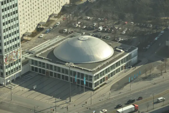 Berlin, Deutschland - Photo 4