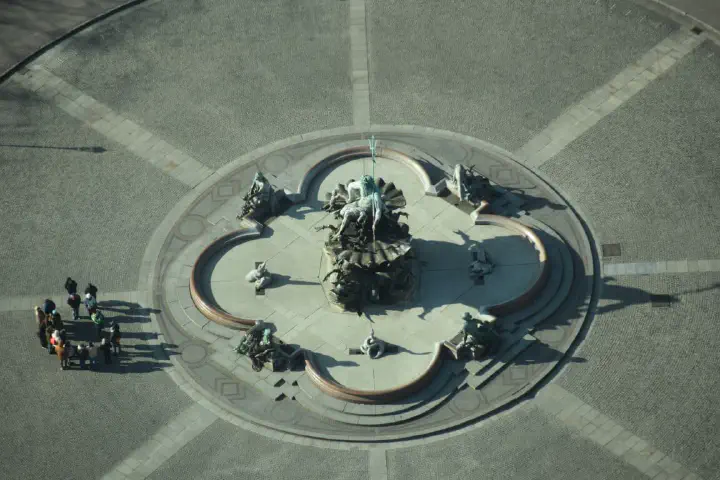 Berlin, Deutschland - Photo 11