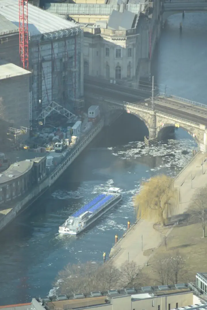 Berlin, Deutschland - Photo 12