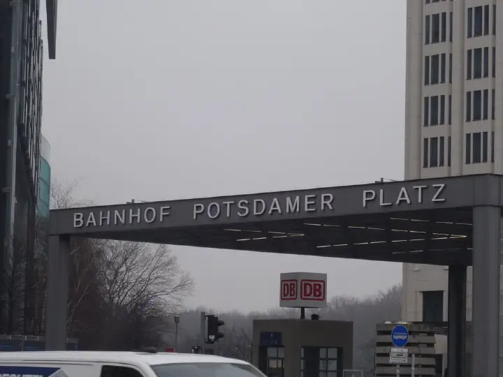 Berlin, Deutschland - Photo 4