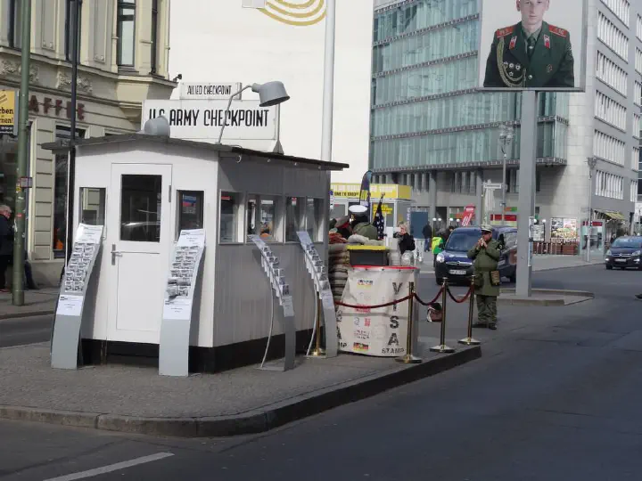 Berlin, Deutschland - Photo 23