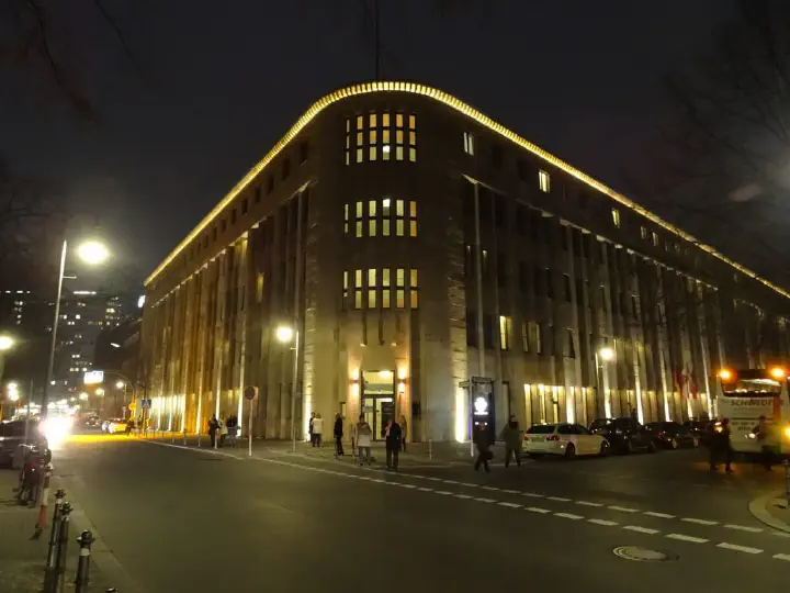 Berlin, Deutschland - Photo 30