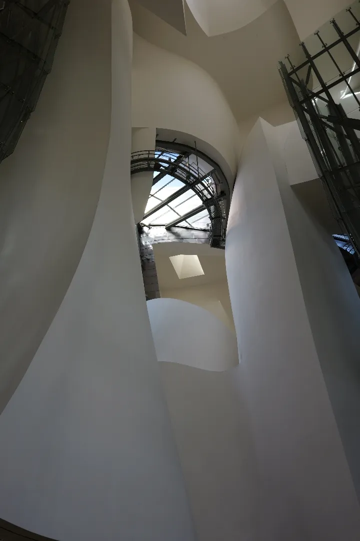 Bilbao, Spanien - Photo 13