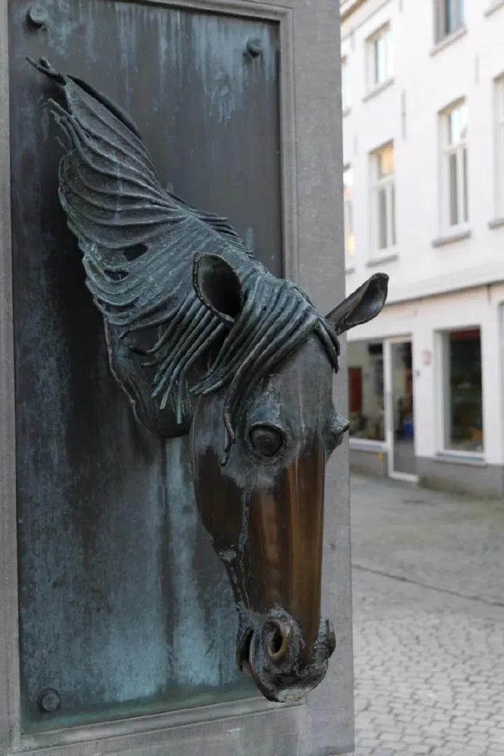 Brügge, Belgien - Photo 11