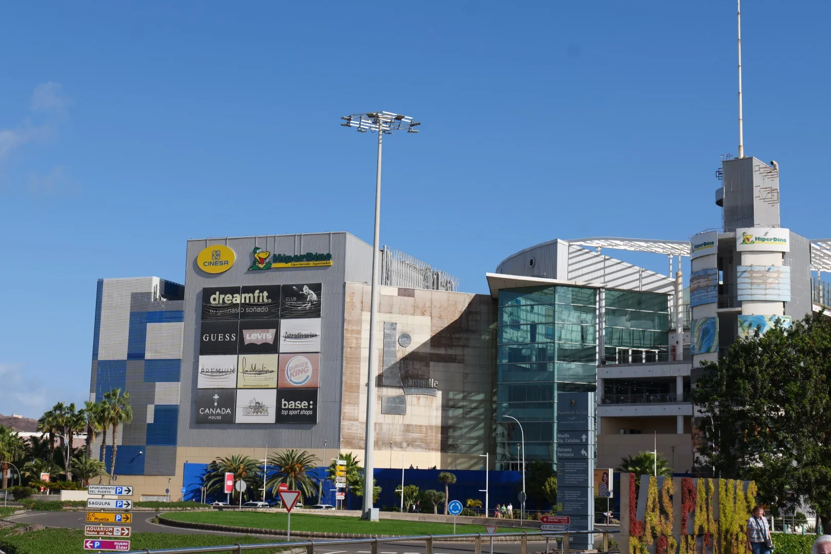 Das Einkaufszentrum El Muelle direkt am Hafen von Las Palmas.