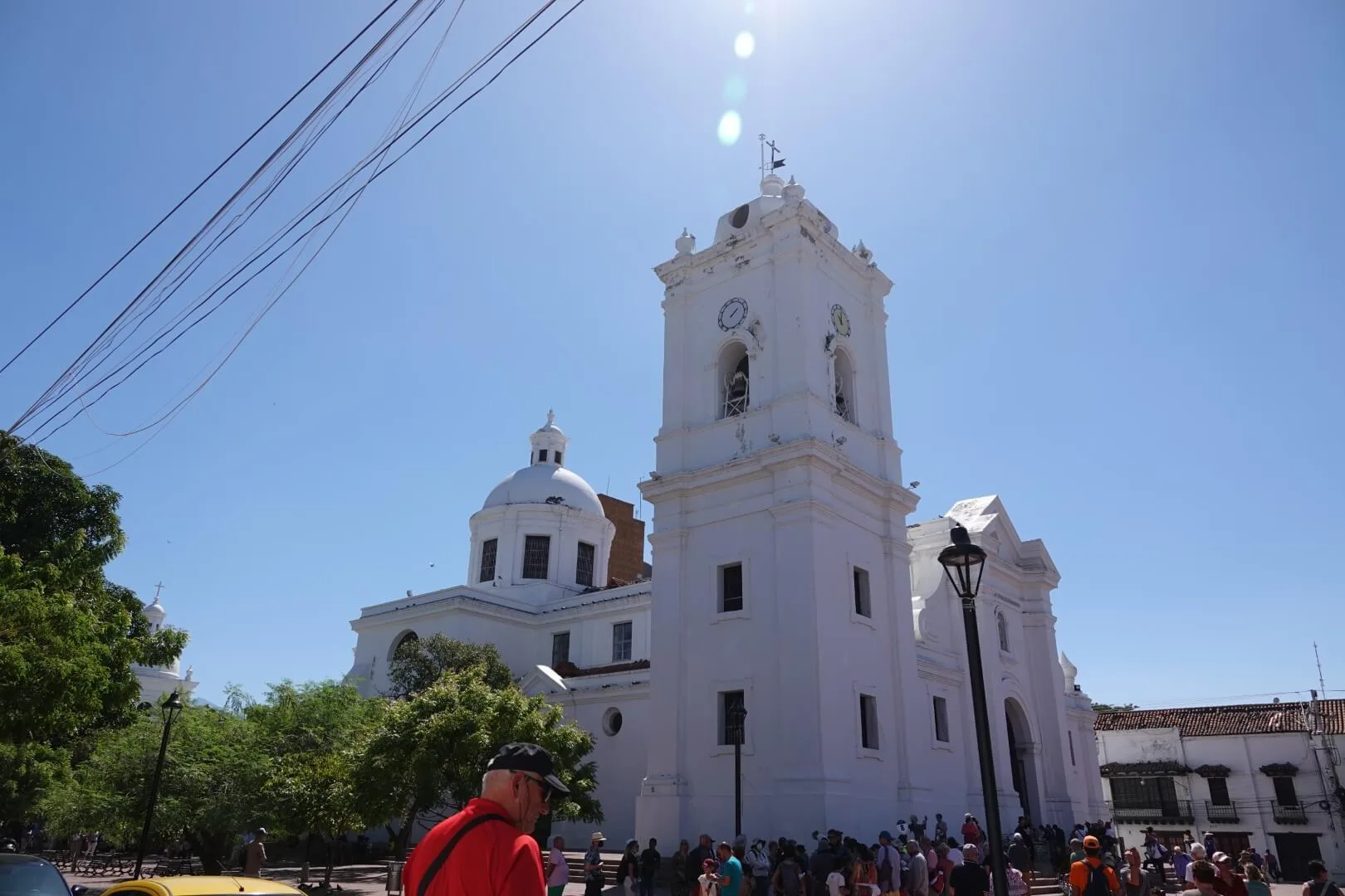 Ein Blick auf die Kirche Santa Ana in Santa Marta.
