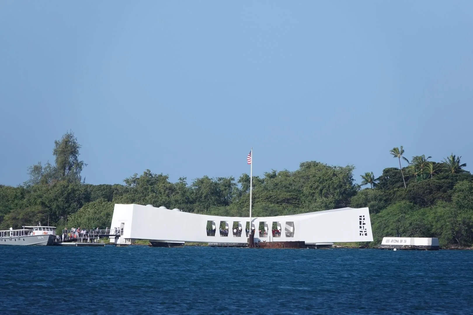 Das Arizona Memorial in Gedenken an die getöteten Seeleute.