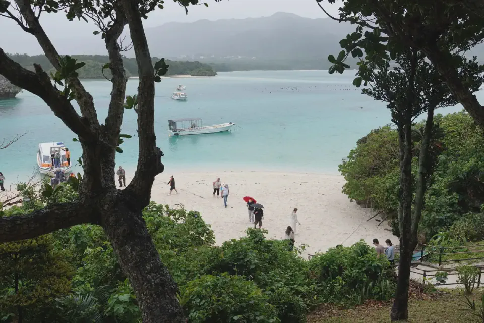 Blick auf die Bucht von Kabira.