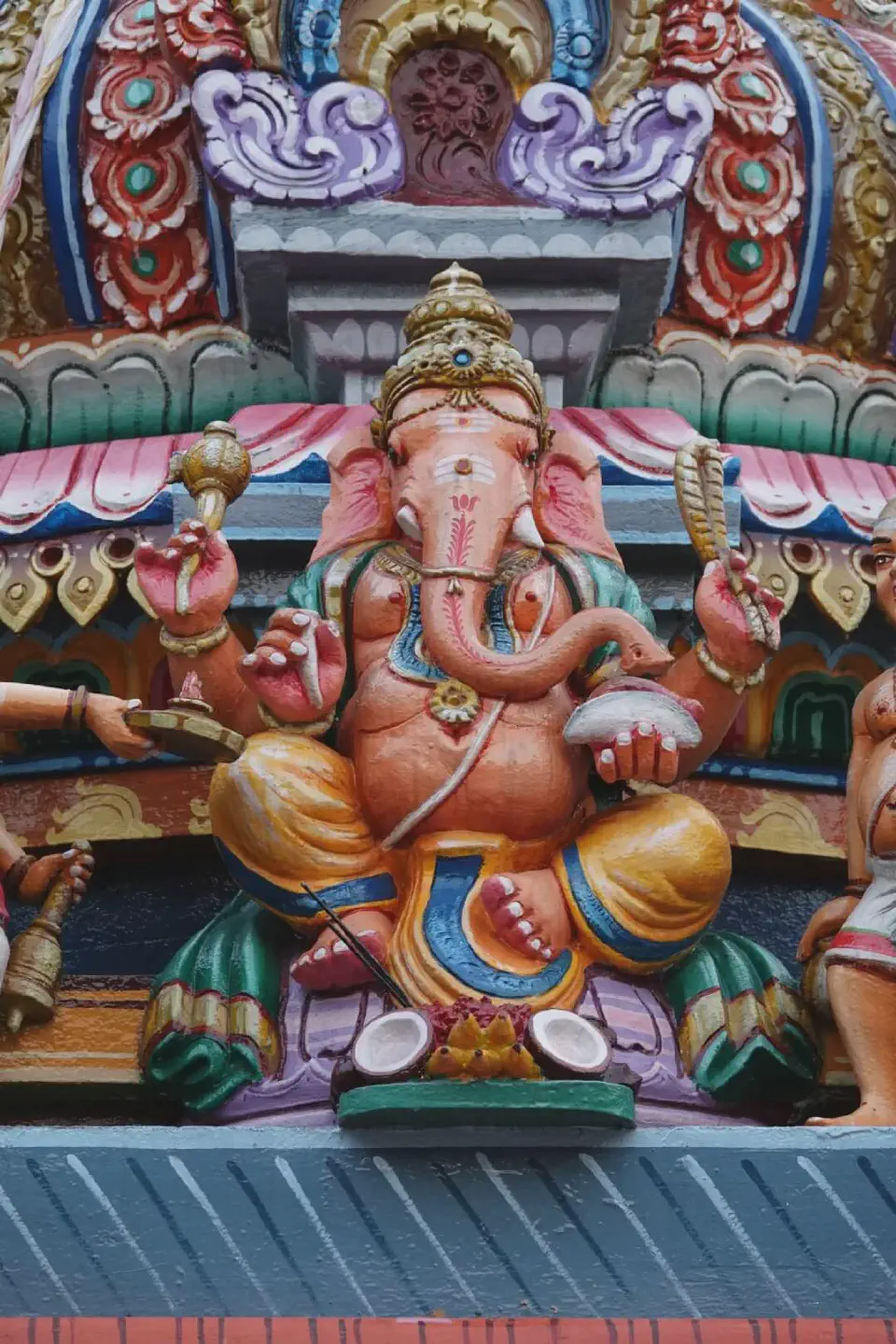 Ein Teil der Verzierung am Hindu-Tempel.