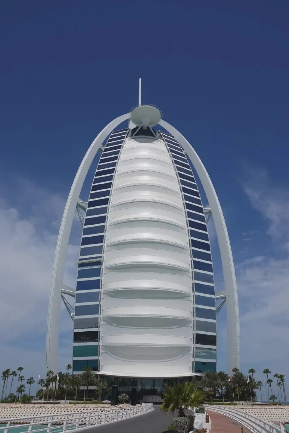 Das Burj Al Arab in voller Pracht.