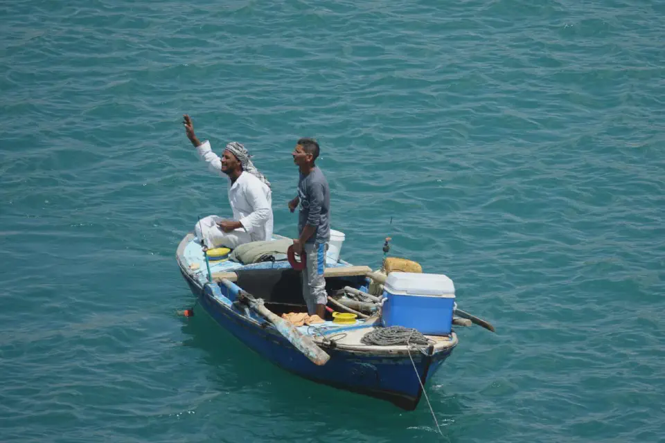 Immer wieder haben uns Fischerboote begleitet.
