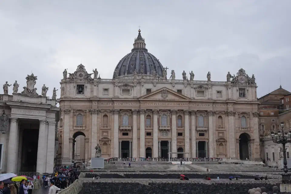 Der Petersdom - die Residenz des Papstes.