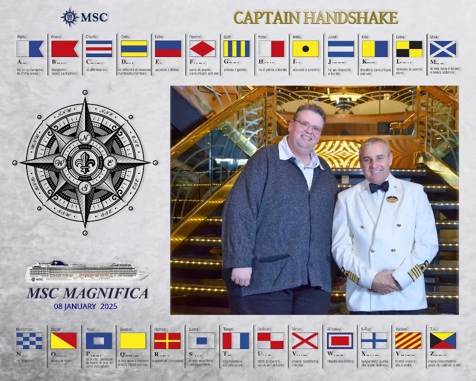 Wie schon auf der MSC Poesia hatte ich die Gelegenheit, den Kapitän zu treffen, um ein Foto zu machen.