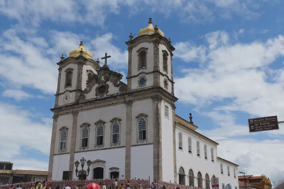 Die berühmte Bonfim-Kirche mit ihren goldenen Zwiebeltürmen.