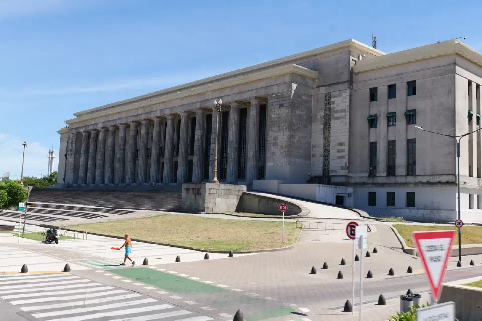 Facultad de Derecho – Die monumentale Rechtsfakultät ist eines der eindrucksvollsten Gebäude der Universität Buenos Aires.