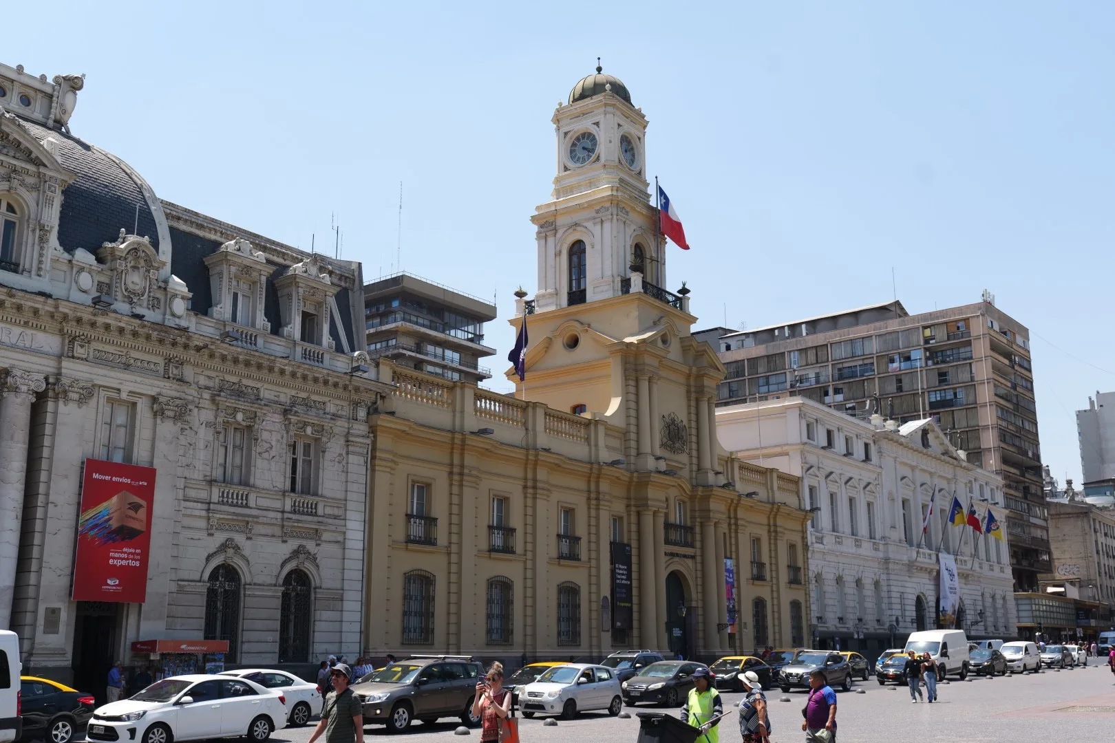 Historische Gebäude am Plaza de Armas – das Herz der Stadt.