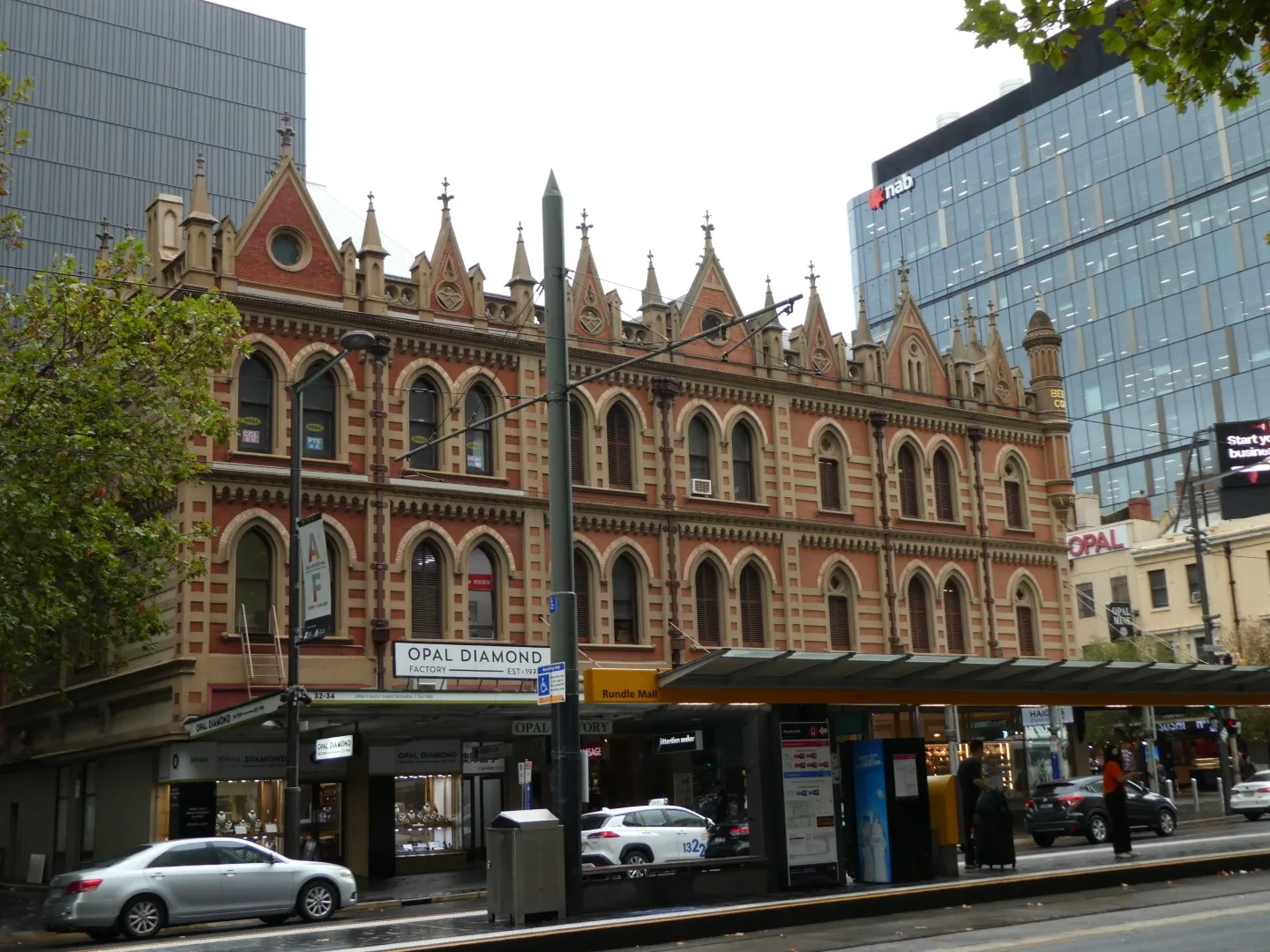 Ein historisches Gebäude an der Rundle Mall zeigt eindrucksvoll den architektonischen Charakter Adelaides im Zusammenspiel von Tradition und Moderne.
