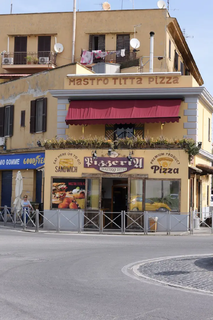 Civitavecchia, Italien - Photo 2