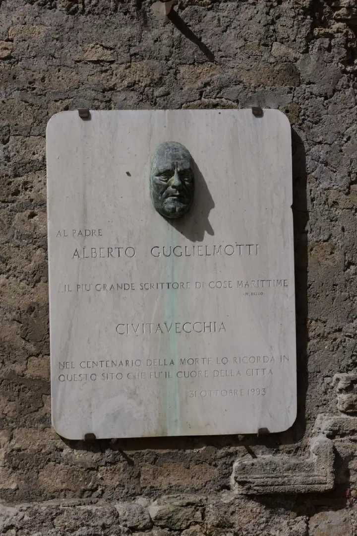 Civitavecchia, Italien - Photo 9