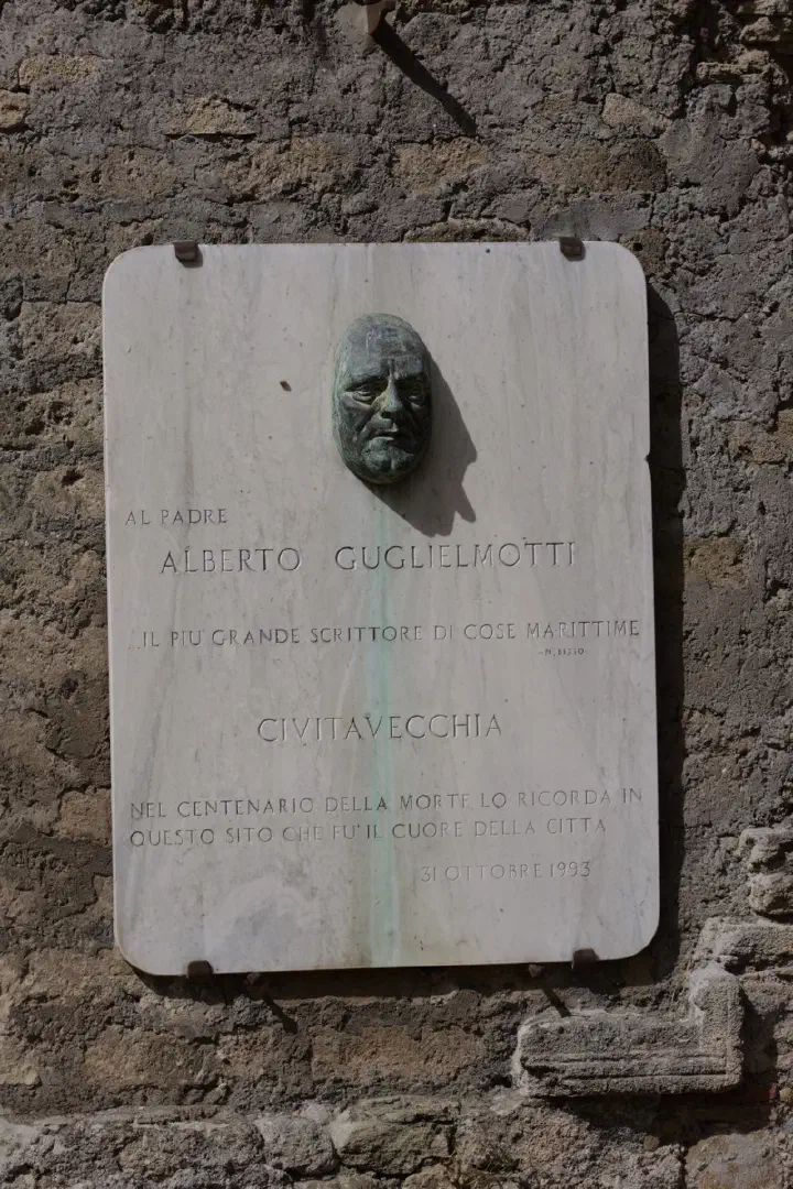 Civitavecchia, Italien - Photo 9
