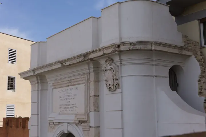 Civitavecchia, Italien - Photo 14