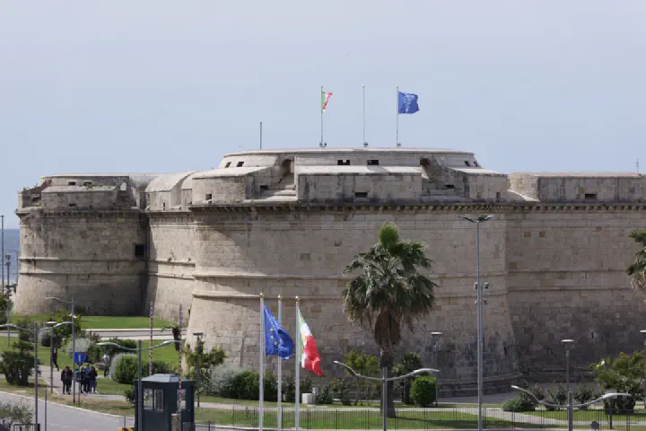 Civitavecchia, Italien - Photo 15