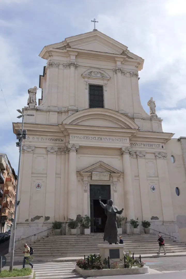 Civitavecchia, Italien - Photo 21