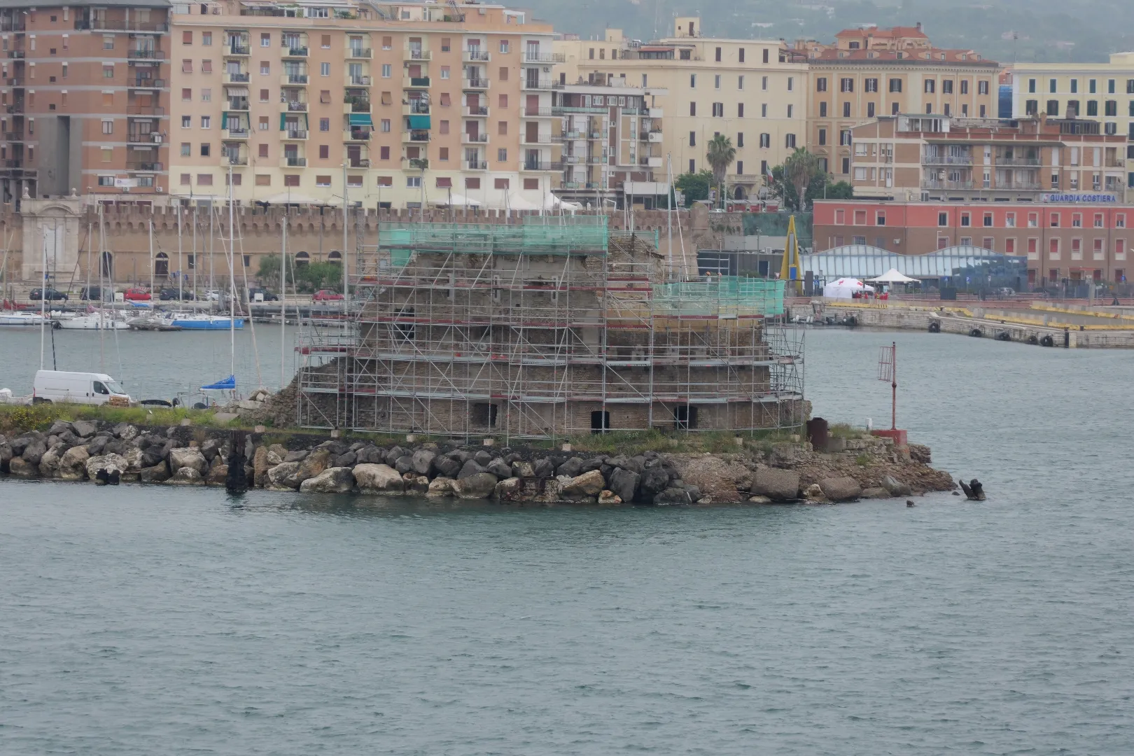 Civitavecchia, Italien - Photo 23