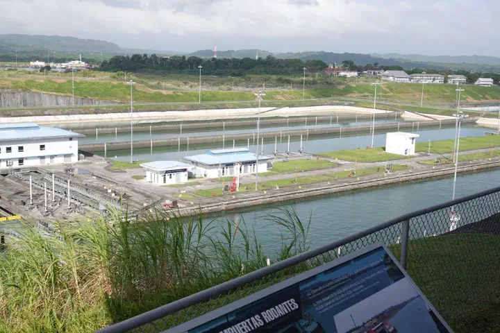 Colón, Panama - Photo 5