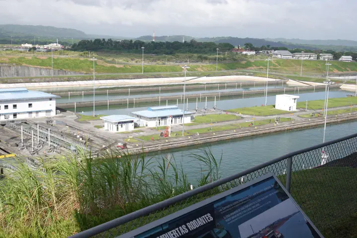 Colón, Panama - Photo 5