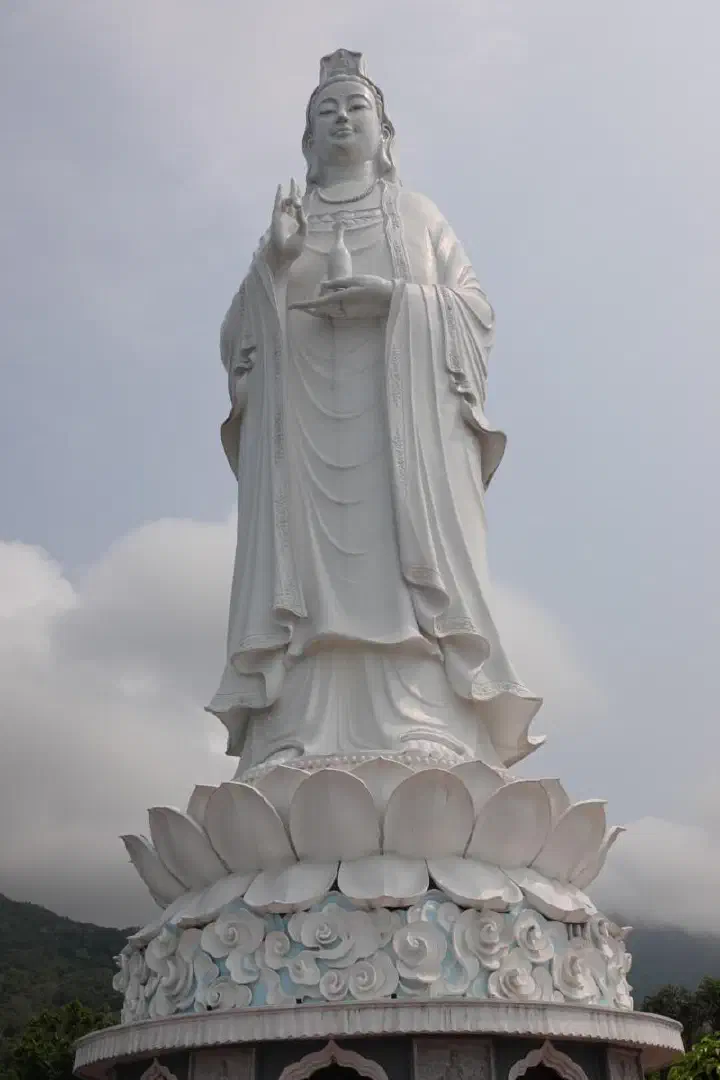 Da Nang, Vietnam - Photo 8