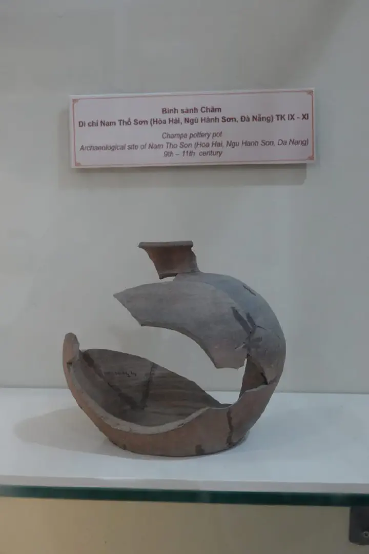 Da Nang, Vietnam - Photo 42