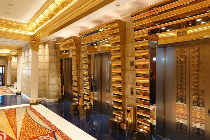 Dubai, VAE - Photo 11