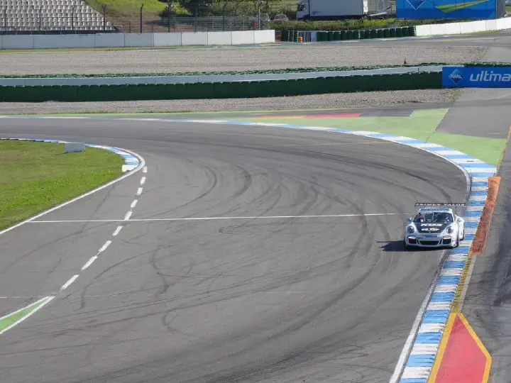 Hockenheim, Deutschland - Photo 9